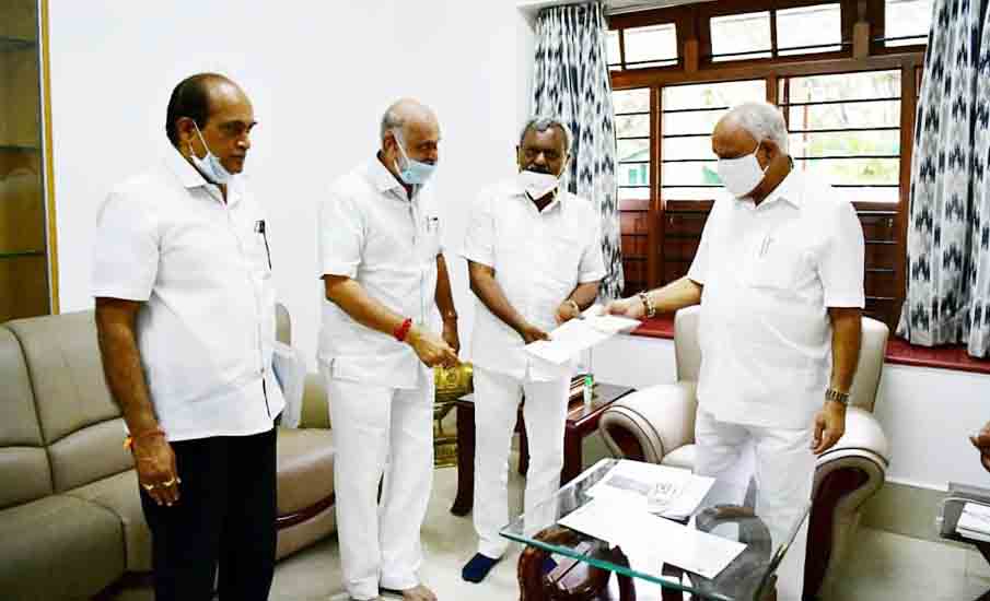 Campco Donates Rs 25 Lakh To Cm Fund Indian Cooperative