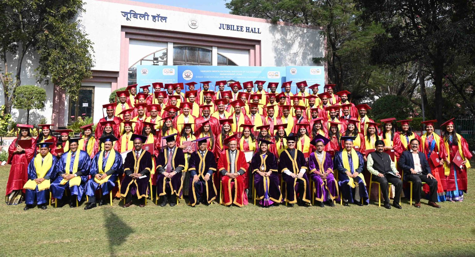 Vamnicom confers PG Diplomas on 85 students on its Foundation Day